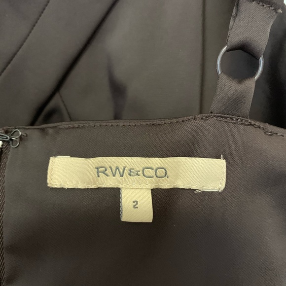 Pre-loved RW&Co Sleeveless Trapeze Chiffon Dress - Picture 5 of 5